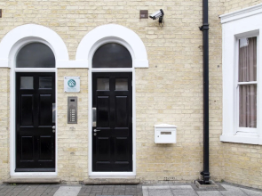 Norwich Street Apartments (Peymans)