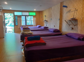 Pai Cat Hut Guesthouse
