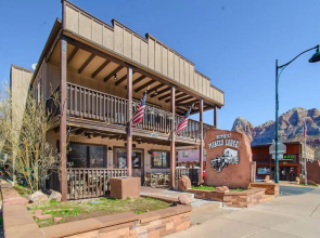Petty Ranch Inn Mini-hotel