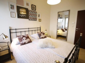 Apartments Marer