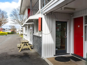 Mayfair Court Motel