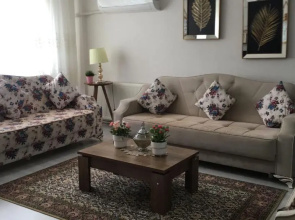 100m2 apartment, central location, free parking