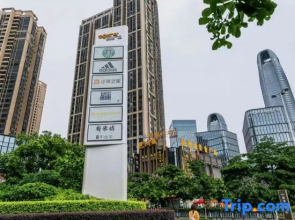 Yilong Apartment