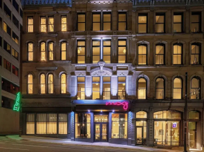 Moxy Cincinnati Downtown