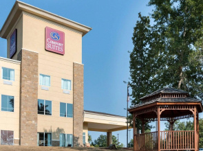 Comfort Suites