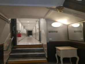 Hipotel Paris Belleville Gare de l'Est