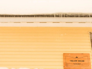 Yellow House Niseko