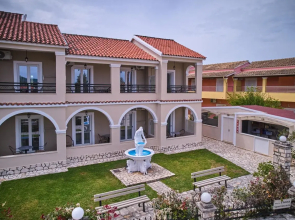 Fiona Apartments