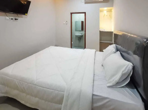 Rudi Rooms RedPartner