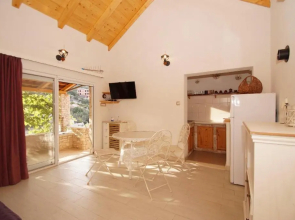 Stone House Mia - Prihonja