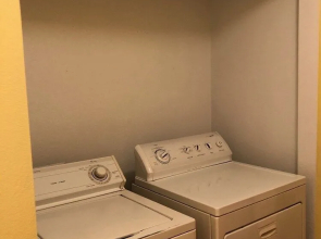 Modern, Exquisite 1-bedroom Home in Anchorage