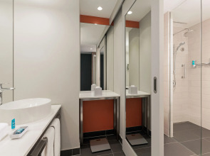 Отель Aloft Palm Jumeirah