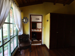 Tierra Magica B&B and Art Studio