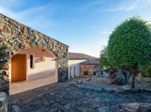 ClickSardegna Villa Tempra Luxury retreat for peace of mind min stay 28 night