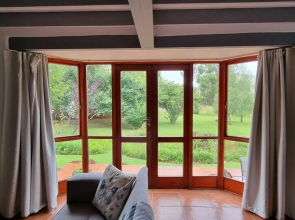 DullVino Cottage @ Critchley