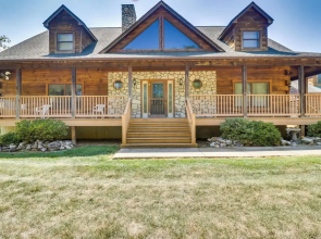 Pet Friendly Garnerland Home w/ Deck & Porch!