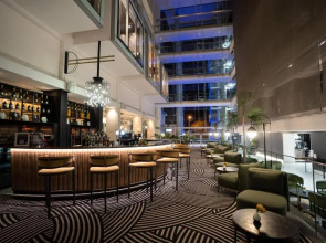 The Capital 15 on Orange Hotel & Spa