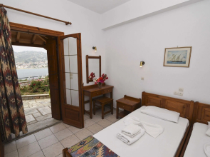 Evlalia Studios & Villas