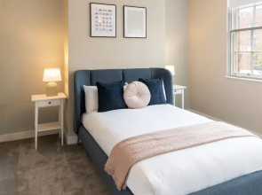 Host Stay The Quarter