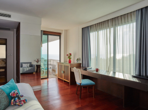 Loligo Resort Hua Hin