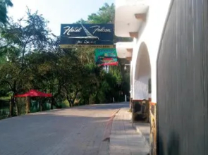 Hotel Falcon