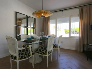 VILLA LUNA Beach Premium 9PAX