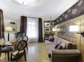 Отель Eurostars Metropole