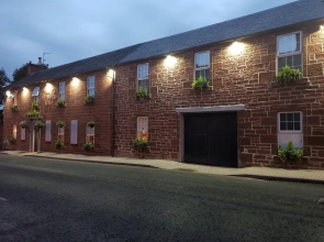 Fairburn Hotel