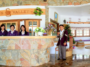 Swiss Valley Hip Resort