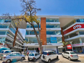 OYO 30540 Hotel Infinity