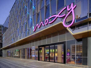 Moxy Ningbo Old Bund