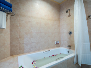 Karon Princess Hotel