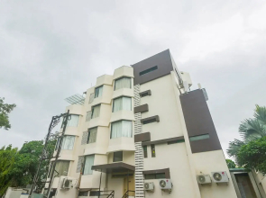 OYO 10672 Hotel Riviera