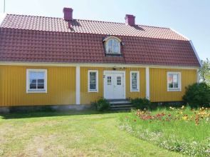 Nice Home in Färjestaden With 4 Bedrooms