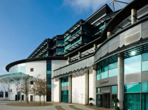 Radisson RED London Twickenham