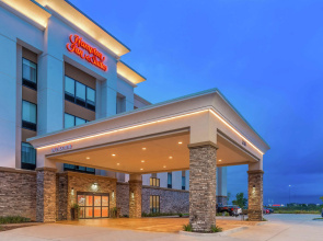 Hampton Inn & Suites Ames