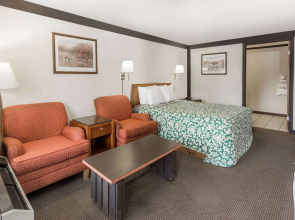 Knights Inn Racine