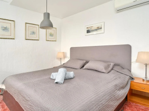 2 Bedrooms 2 Bath