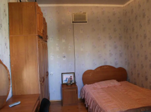 Guest House on Dzhonua 96