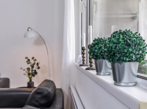 66 Apartment - Stylish Two Bedroom in Lozenets District