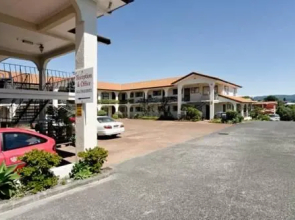 Dalma Court Motor Inn
