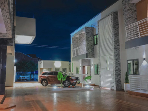 Platinum Plus Apartments