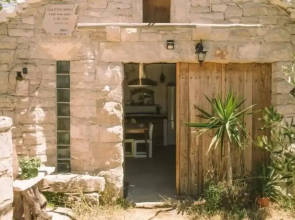 Lovely Cottage With sea Views in Selca, Croatia