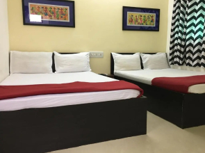Srirangam Suit Rooms