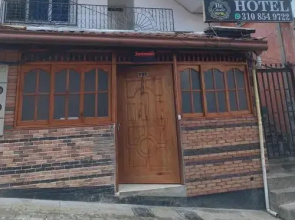 New Hacketts Hotel