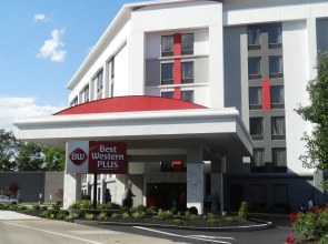 Holiday Inn Express & Suites Cincinnati Riverfront by IHG