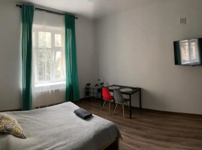 Apartament Równa 12
