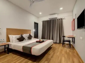 Flagship 81424 Hotel Evergreen