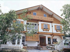 Resort Inn White Silver