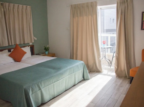 Golden Beach Hotel Tel Aviv